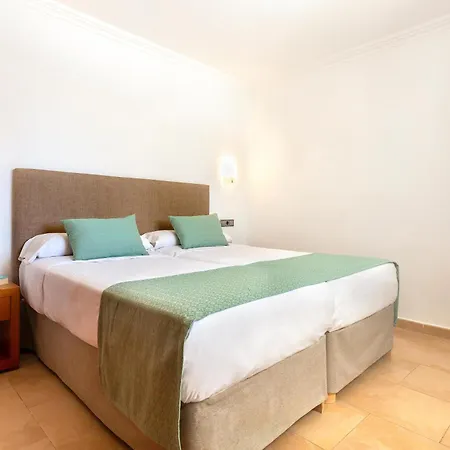 Marsenses Ferrera Blanca Family Hotel